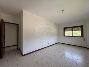 Apartamento T3 para Venda em Serzedo e Perosinho