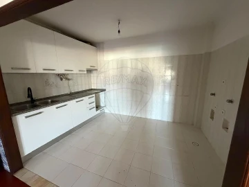 Apartamento T3 para Venda em Cacém e São Marcos