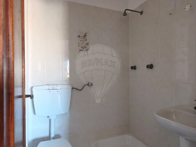 Apartamento T3 para Venda em Cacém e São Marcos Foto 5
