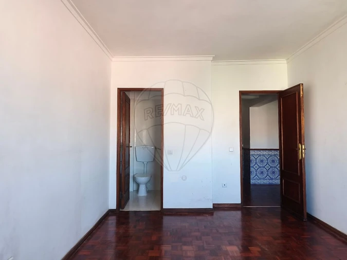 Apartamento T3 para Venda em Cacém e São Marcos Foto 3