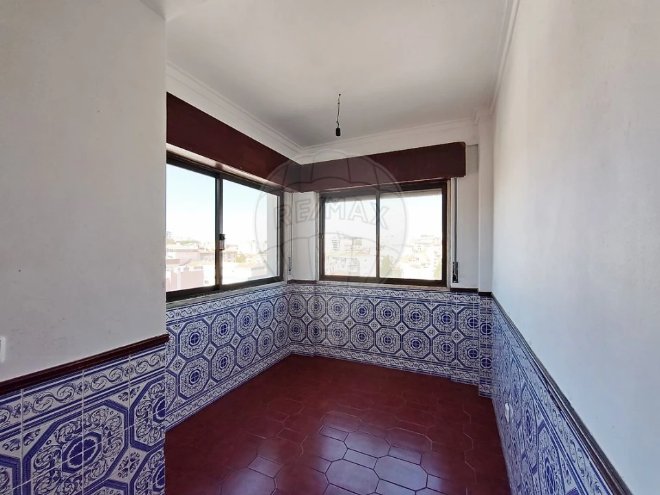 Apartamento T3 para Venda em Cacém e São Marcos Foto 11
