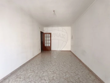 Apartamento T2 para Venda em Algueirão-Mem Martins