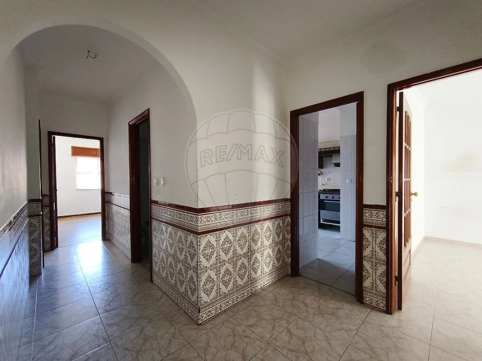 Apartamento T2 para Venda em Algueirão-Mem Martins Foto 7