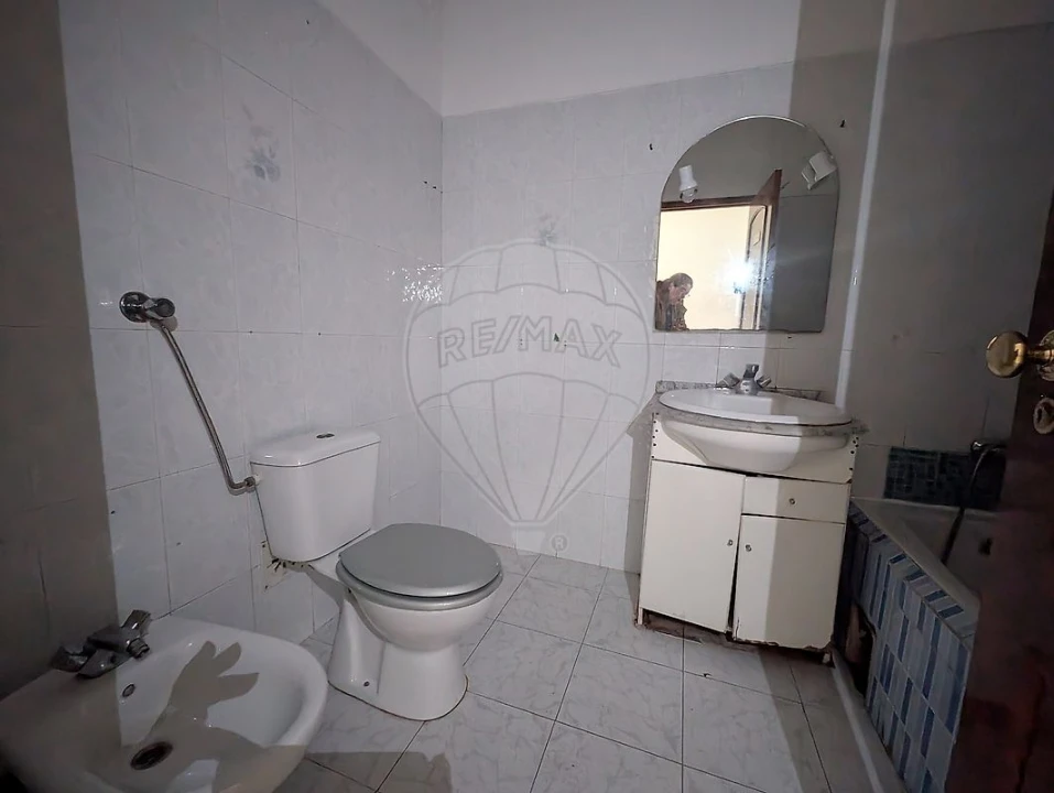 Apartamento T2 para Venda em Algueirão-Mem Martins Foto 10