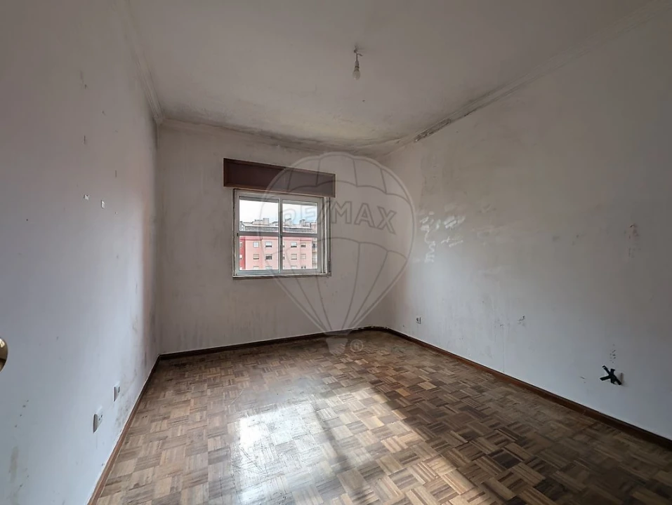 Apartamento T2 para Venda em Algueirão-Mem Martins Foto 11