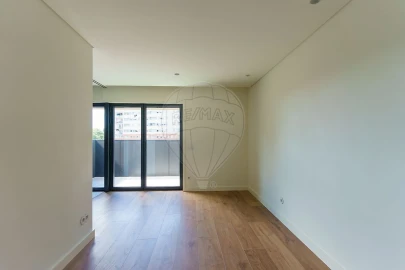 Apartamento T1 para Arrendamento em Moscavide e Portela