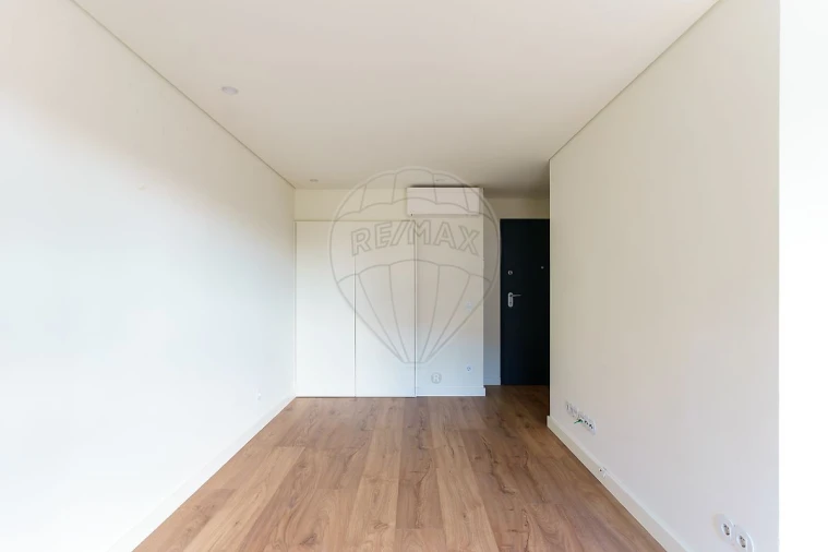 Apartamento T1 para Arrendamento em Moscavide e Portela Foto 8