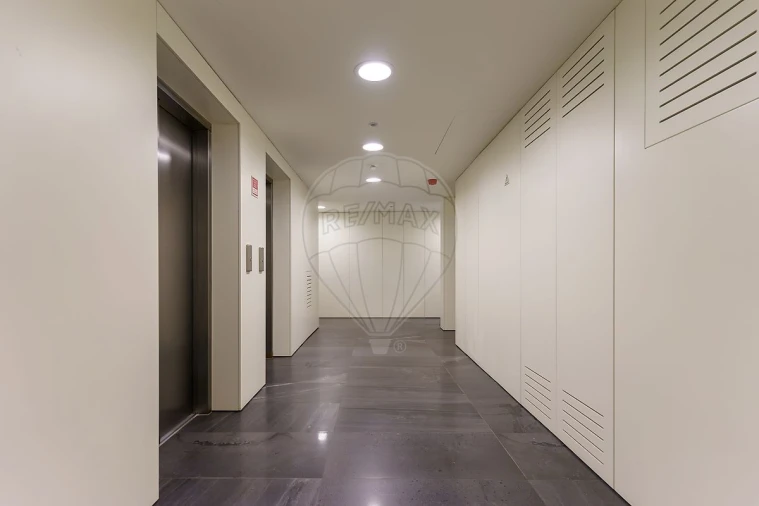 Apartamento T1 para Arrendamento em Moscavide e Portela Foto 27