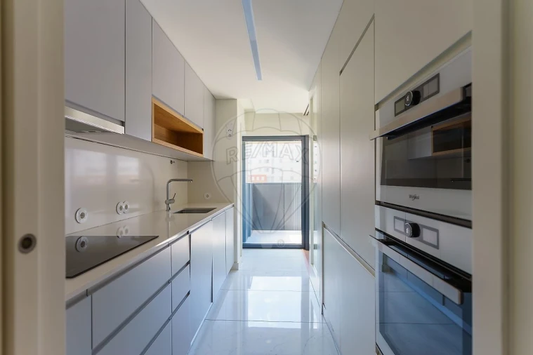 Apartamento T1 para Arrendamento em Moscavide e Portela Foto 25