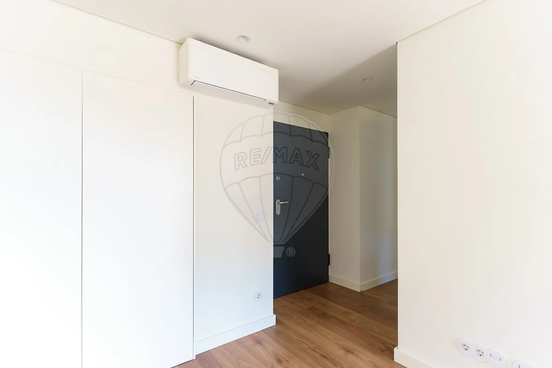 Apartamento T1 para Arrendamento em Moscavide e Portela Foto 6