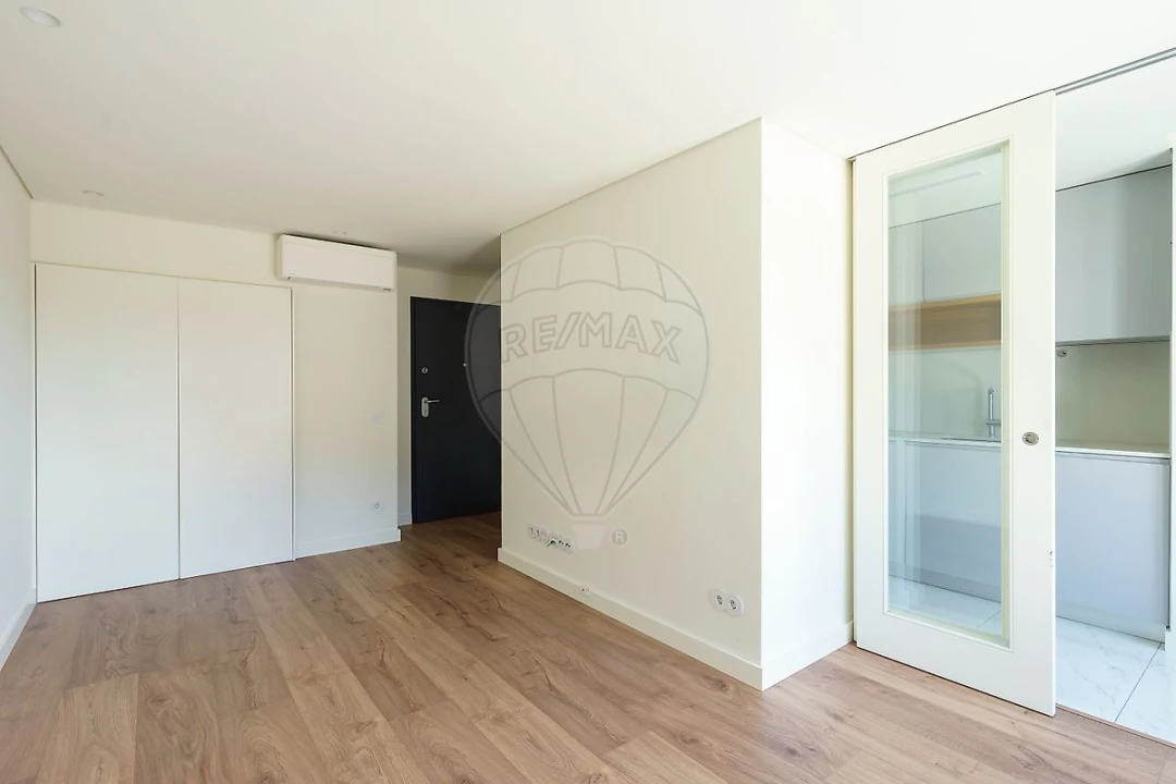 Apartamento T1 para Arrendamento em Moscavide e Portela Foto 16