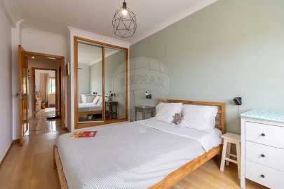 Apartamento T2 para Venda em Alverca do Ribatejo e Sobralinho