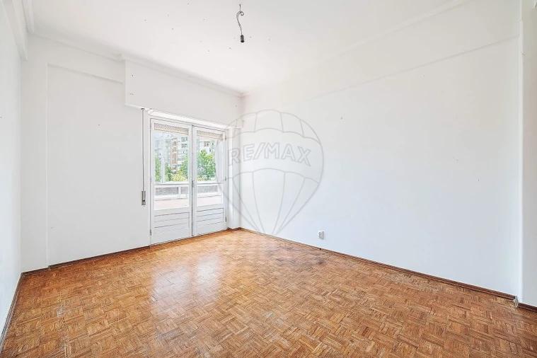 Apartamento T3 para Venda em Odivelas Foto 11