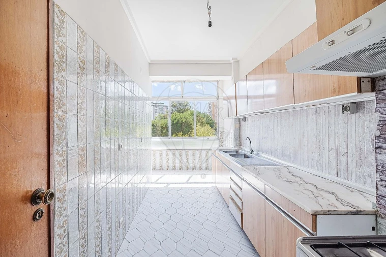 Apartamento T3 para Venda em Odivelas Foto 28