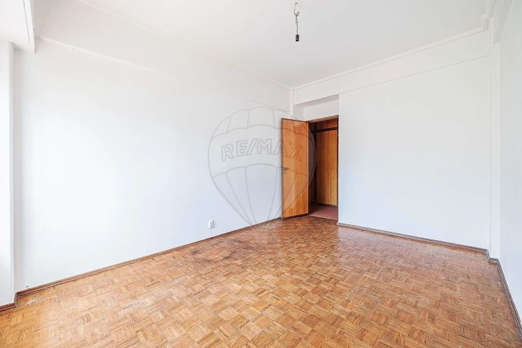 Apartamento T3 para Venda em Odivelas Foto 12