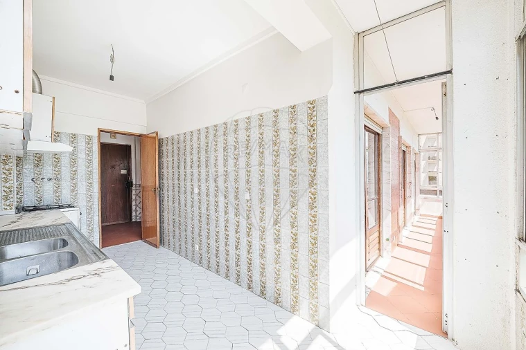 Apartamento T3 para Venda em Odivelas Foto 29