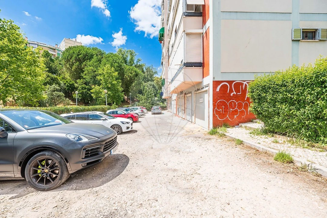 Apartamento T3 para Venda em Odivelas Foto 4