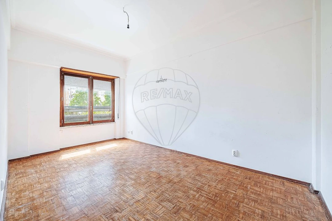 Apartamento T3 para Venda em Odivelas Foto 13