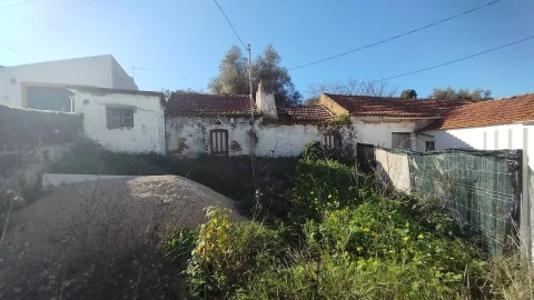 Moradia T3 para Venda em Alenquer (Santo Estêvão e Triana)