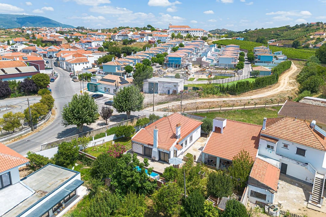Moradia T3 para Venda em Olhalvo Foto 24