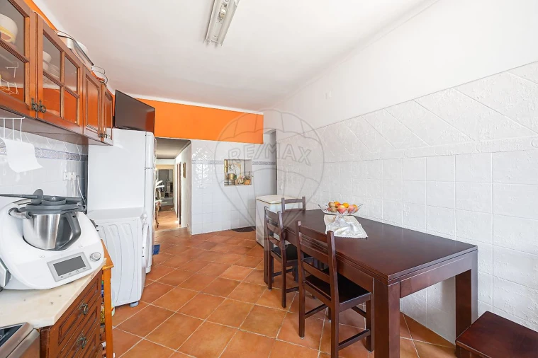 Moradia T2 para Venda em Alenquer (Santo Estêvão e Triana) Foto 12