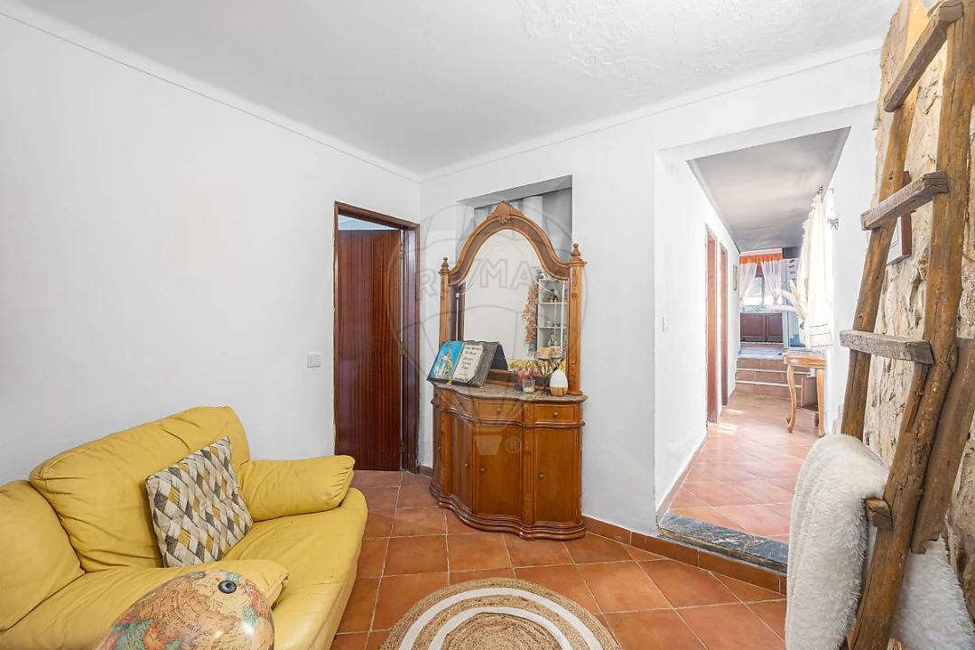 Moradia T2 para Venda em Alenquer (Santo Estêvão e Triana) Foto 3