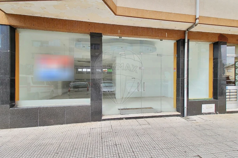 Loja para Venda em São Mamede de Infesta e Senhora da Hora Foto 21