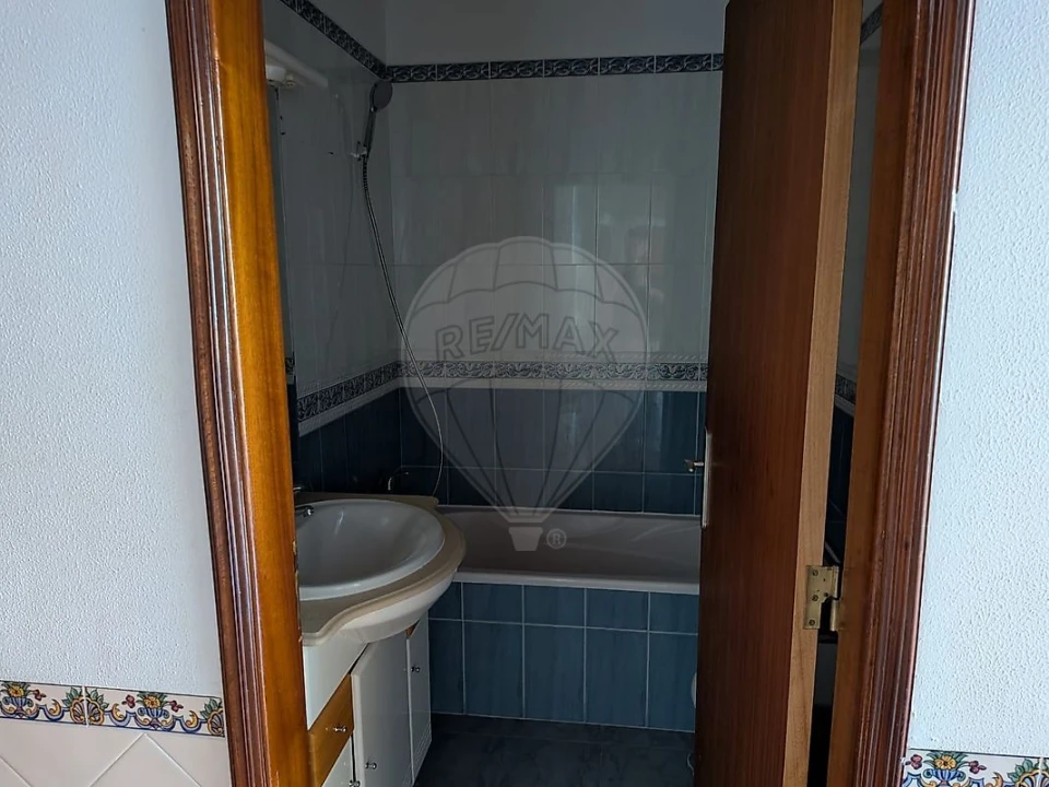 Apartamento T3 para Venda em Carregado e Cadafais Foto 7
