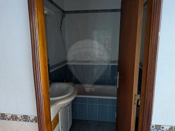 Apartamento T3 para Venda em Carregado e Cadafais