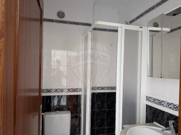 Apartamento T3 para Venda em Carregado e Cadafais