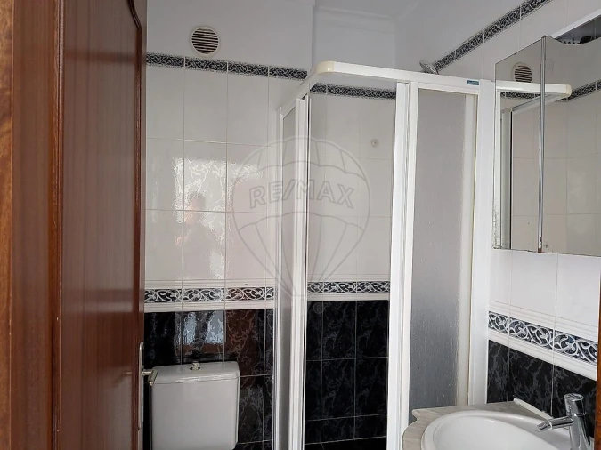 Apartamento T3 para Venda em Carregado e Cadafais Foto 14