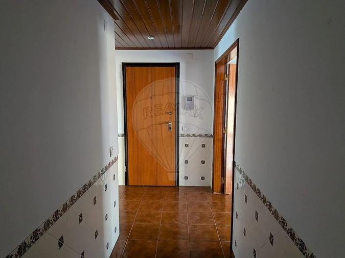 Apartamento T3 para Venda em Carregado e Cadafais Foto 18