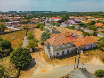 Moradia T6 para Venda em Benedita