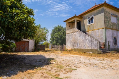 Moradia T6 para Venda em Benedita