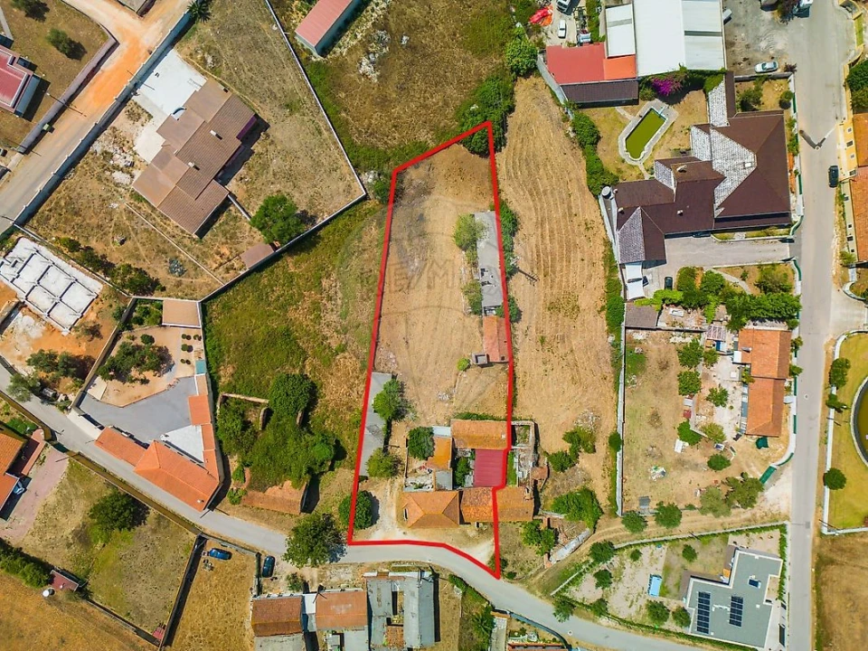 Moradia T6 para Venda em Benedita Foto 49