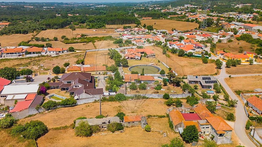 Moradia T6 para Venda em Benedita