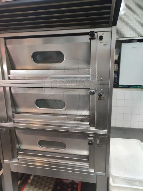 Negócio para Venda em Santa Maria Maior
