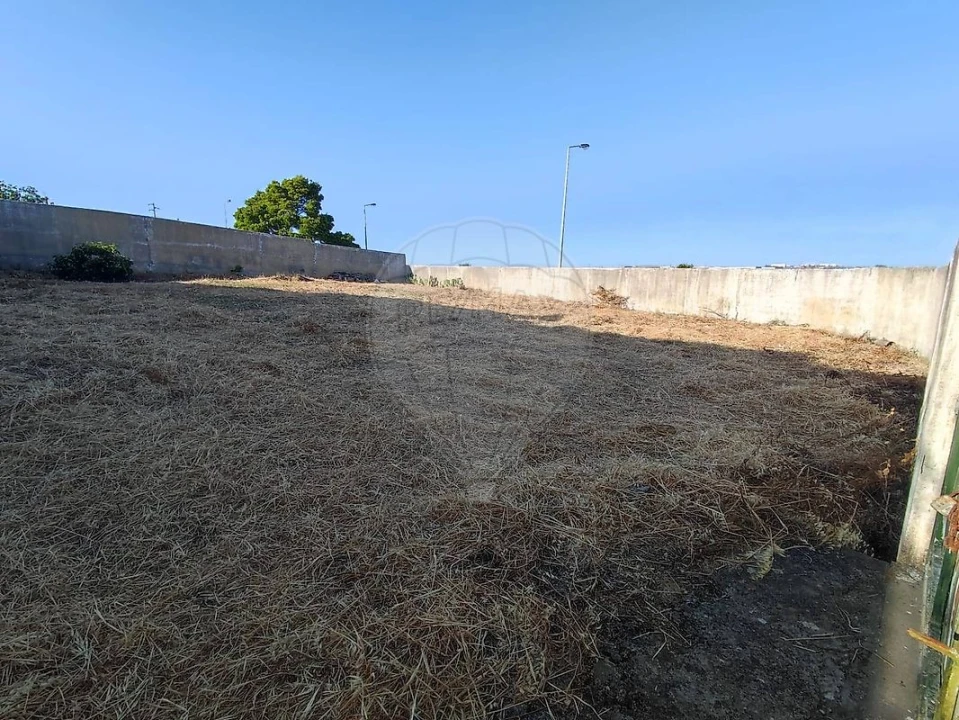 Terreno para Venda em São Domingos de Rana Foto 11