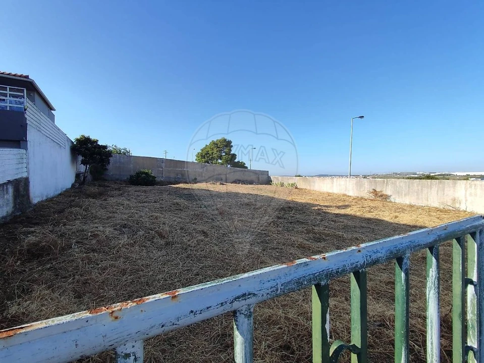 Terreno para Venda em São Domingos de Rana Foto 10