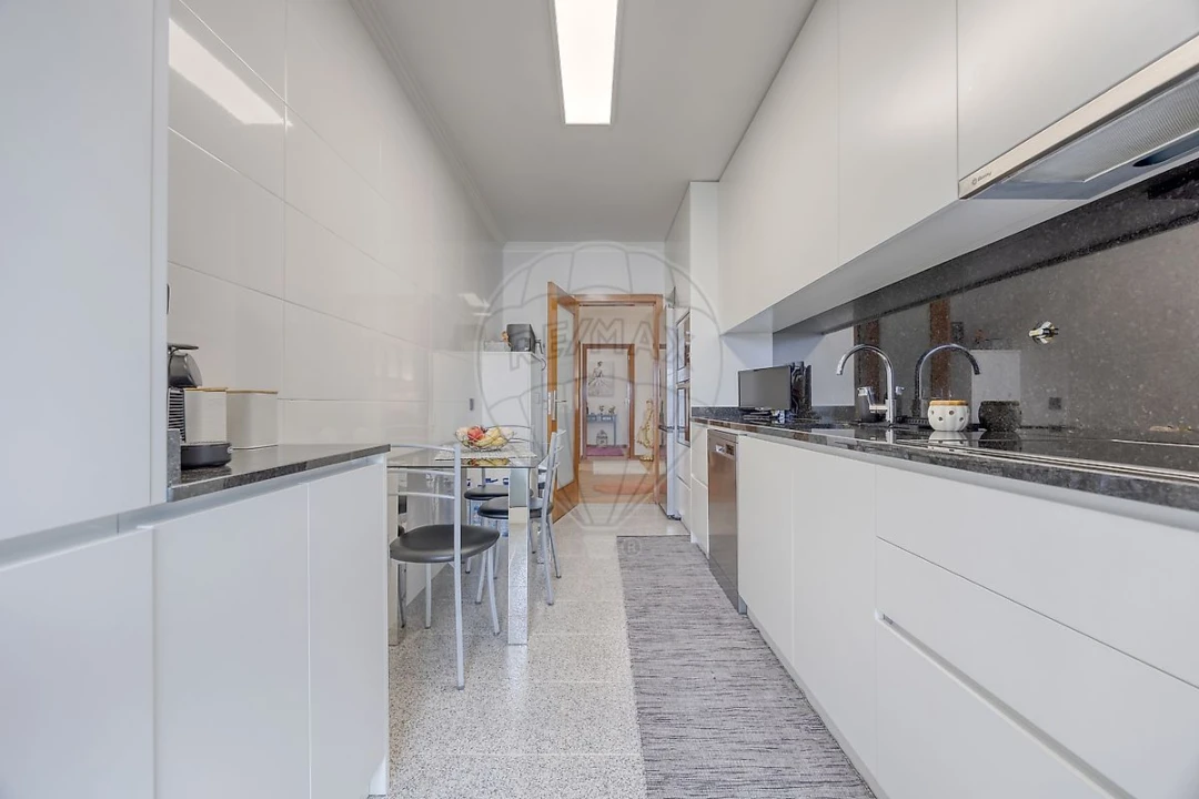 Apartamento T3 para Venda em Valongo Foto 20