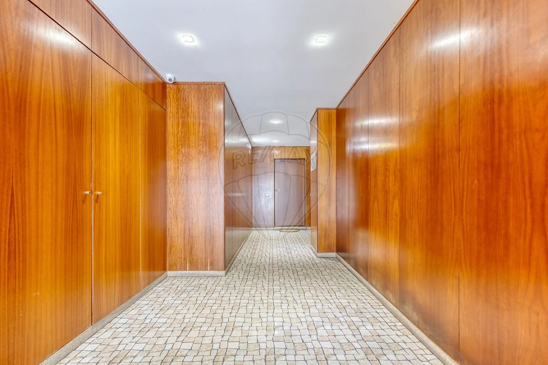Apartamento T3 para Venda em Valongo Foto 4