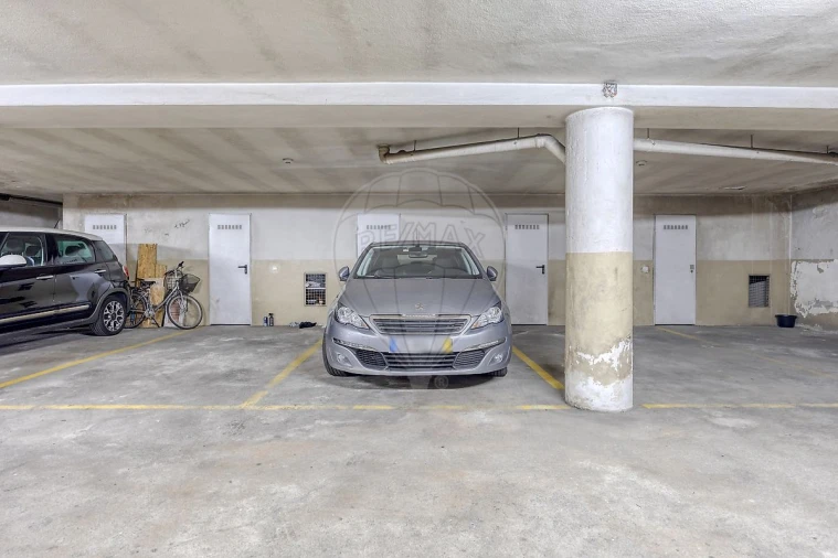 Apartamento T3 para Venda em Valongo Foto 32