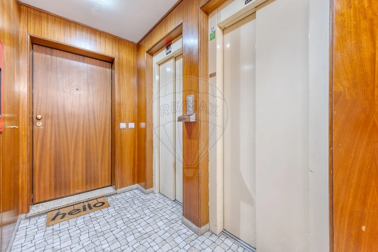 Apartamento T3 para Venda em Valongo Foto 2