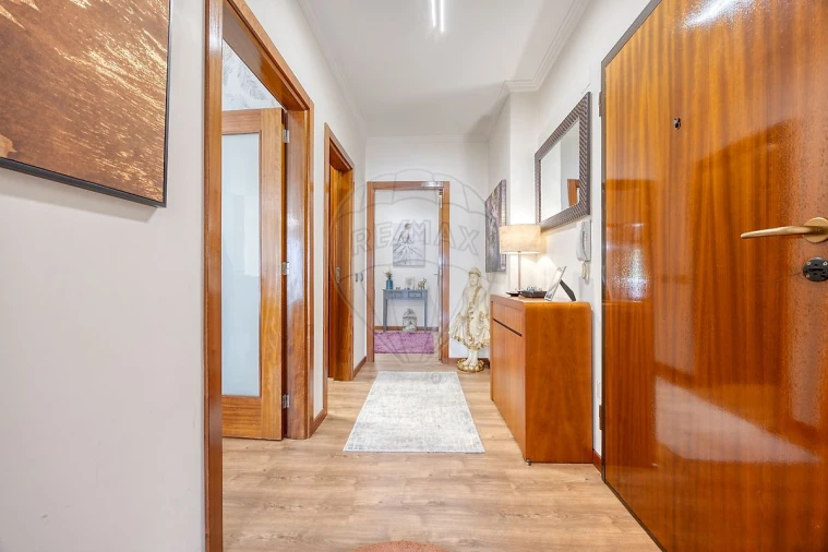 Apartamento T3 para Venda em Valongo Foto 18