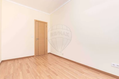 Apartamento T2 para Venda em Águas Livres