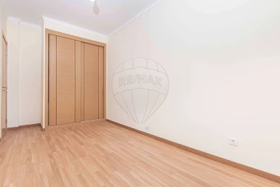 Apartamento T2 para Venda em Águas Livres