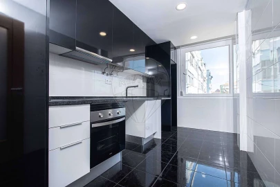 Apartamento T2 para Venda em Águas Livres