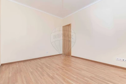 Apartamento T2 para Venda em Águas Livres