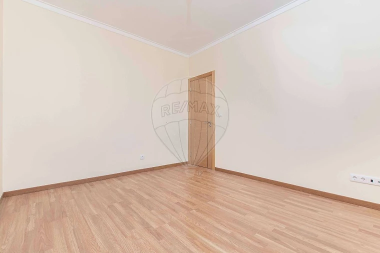 Apartamento T2 para Venda em Águas Livres Foto 13