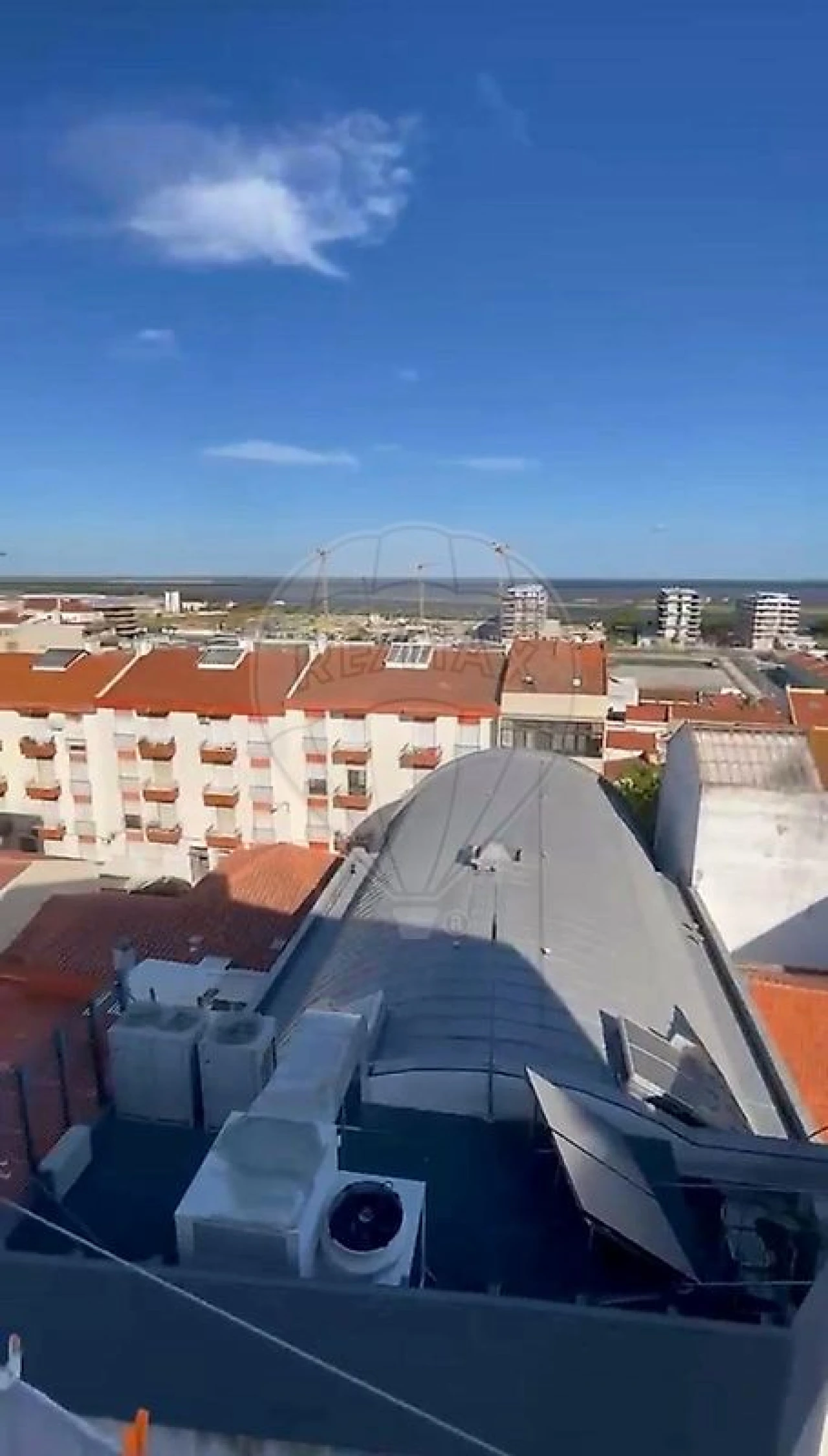 Apartamento T2 para Venda em Póvoa de Santa Iria e Forte da Casa Foto 1